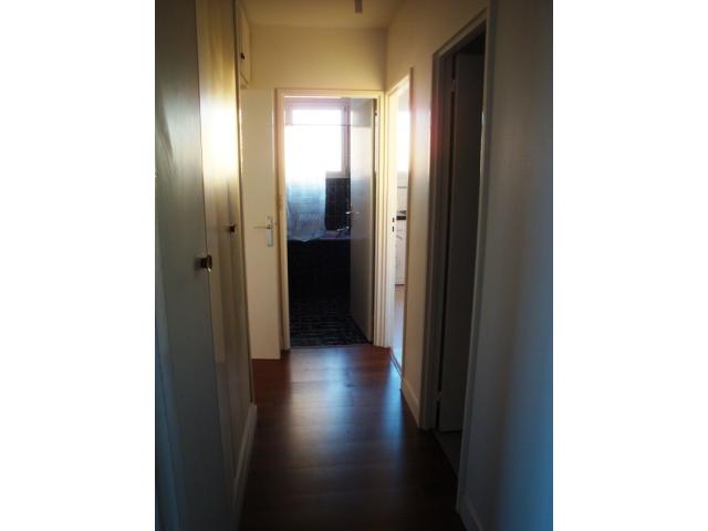 Photo Appartement 3 pièces vide de 62 m² environ au 4ème image 2/2