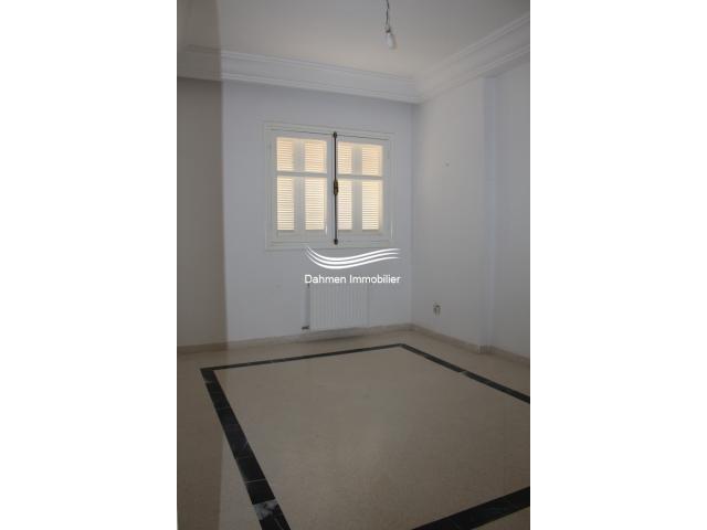 Photo Appartement à vendre à khzema Est image 2/6