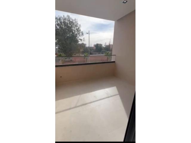 Photo Appartement à vendre – Résidence de standing à Menara, Marrakech image 2/6