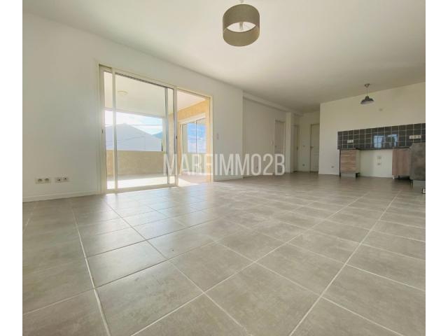 Photo APPARTEMENT AVEC VUE MER image 2/6