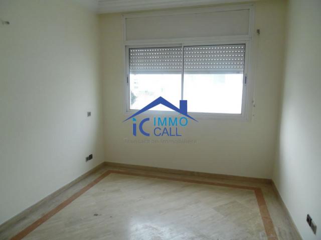Photo Appartement de 120 m² en location située à l'Agdal image 2/6