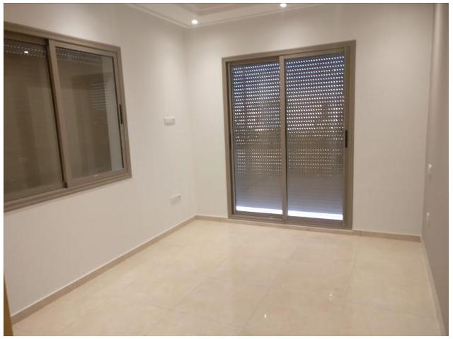 Photo appartement de luxe 99 M a victoria City image 2/3