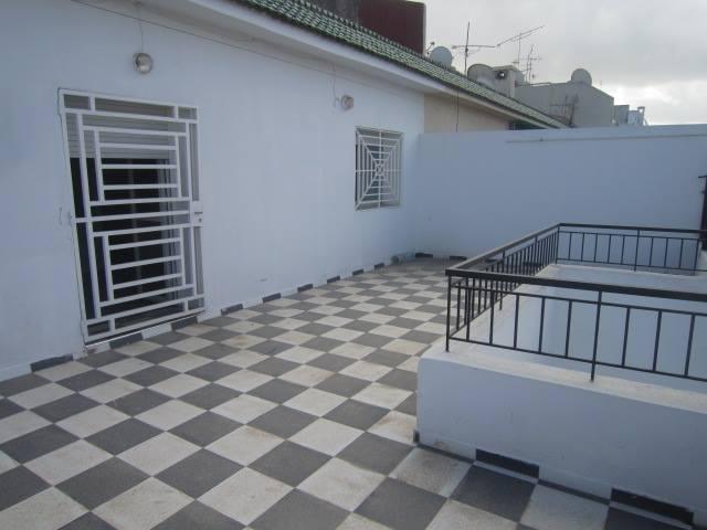 Photo Appartement de standing avec terrasse à rabat agdal image 2/6