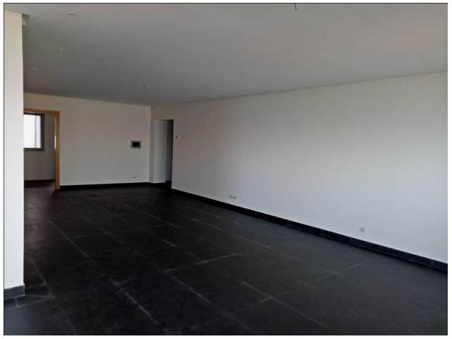 Photo APPARTEMENT MARINA VIDE AU FRONT DE MER image 2/6