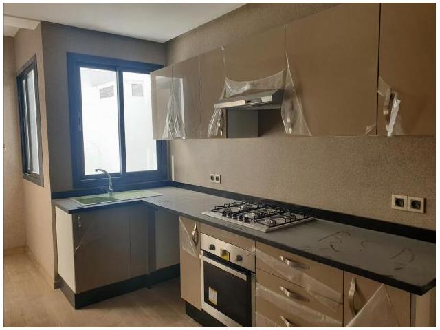 Photo Appartement Neuf à vendre  au Maarif image 2/6