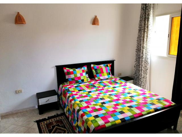 Photo Appartement neuf entièrement meublé et équipé شقة مفروشة للكراء توزر image 2/5