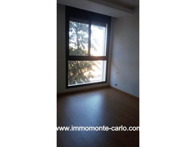 Photo Appartement NEUF HAUT STANDING à louer à Souissi Rabat image 2/6
