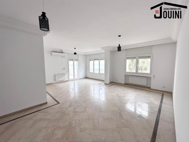 Photo Appartement S3 Avec Vue Directe Sur Le Lac 1 image 2/6