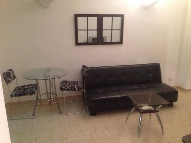 Photo Appartement studio à louer en face de twin center courte durée image 2/4