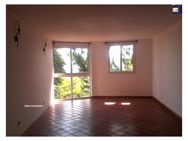 Photo APPARTEMENT T3 DE STANDING A LOUER A ANKATSO Réf:LA30103595 image 2/3