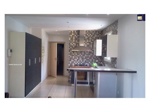 Photo APPARTEMENT T3 MEUBLE DE HAUT STANDING A LOUER A IVANDRY Réf:LAM301035951 image 2/3