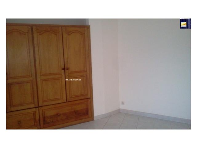 Photo APPARTEMENT T4 DE HAUT STANDING A LOUER A AMPANDRANA Réf:LAM301100265 image 2/3