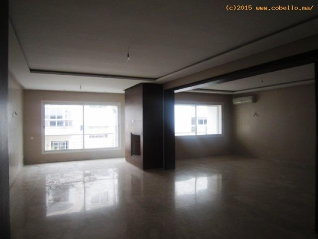 Photo Appartement vide lux en location à Rabat Agdal image 2/6