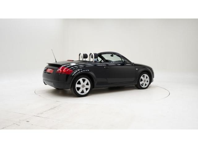 Photo Audi TT Roadster 1.8 Turbo 20v '2001 CH06190 image 2/6