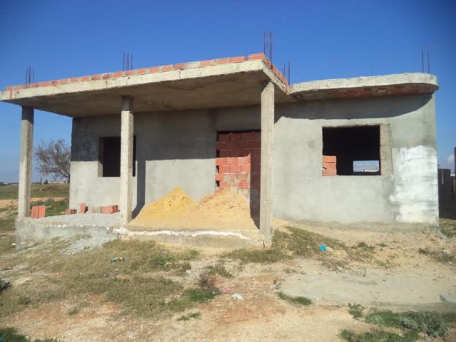 Photo av maison au cours de construction a hammamet image 2/4