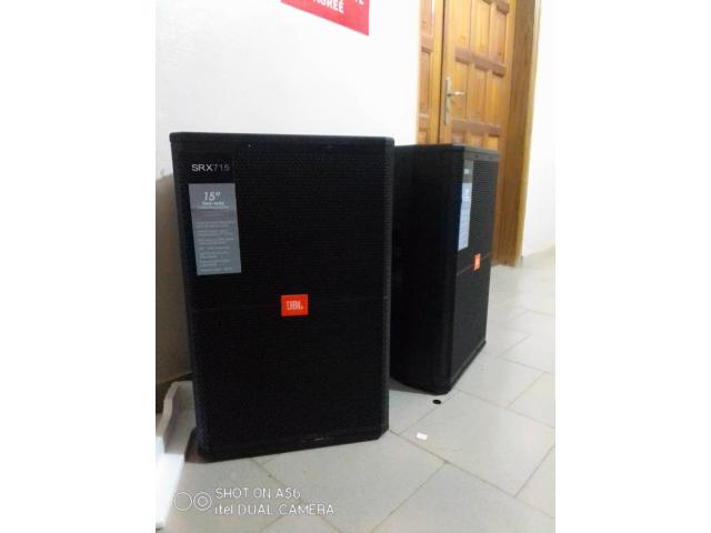 Photo BAFFLES JBL ET ENCEINTES JBL A VENDRE image 2/5