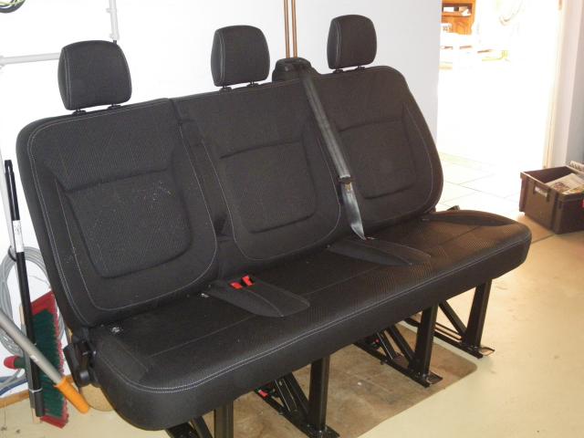 Photo banquette arrière Renault Traffic 2 image 2/3