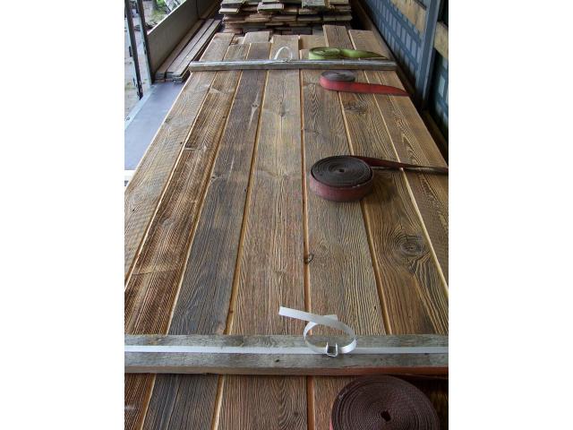 Photo Bardage vieux bois en pin image 2/5
