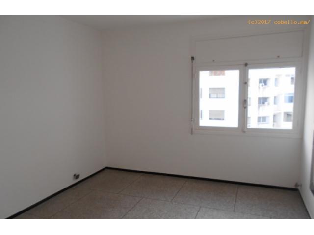 Photo Bel appartement en location à Rabat Agdal image 2/5