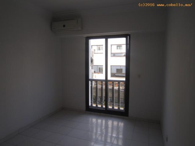 Photo Bel appartement en location à Rabat Agdal image 2/6