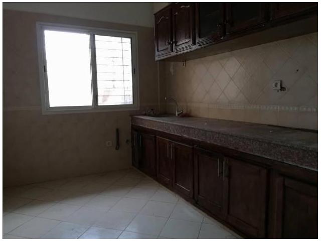 Photo bel appartement vide pour location longue durée image 2/6