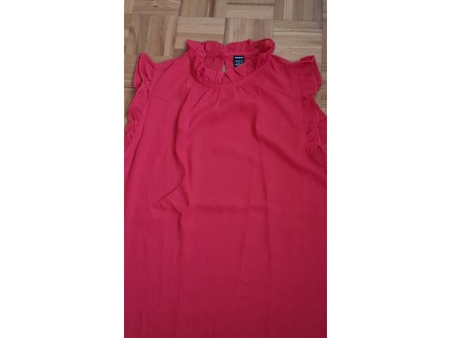 Photo Blouse Shein rouge sans manche image 2/2