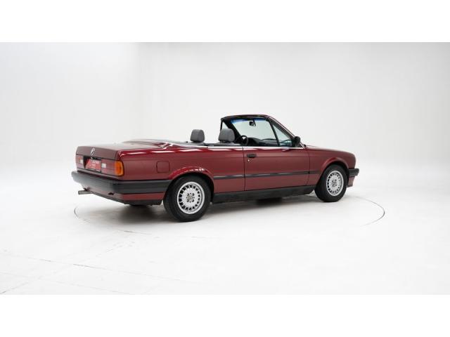 Photo BMW 318i Cabriolet '92 CH2874 image 2/6