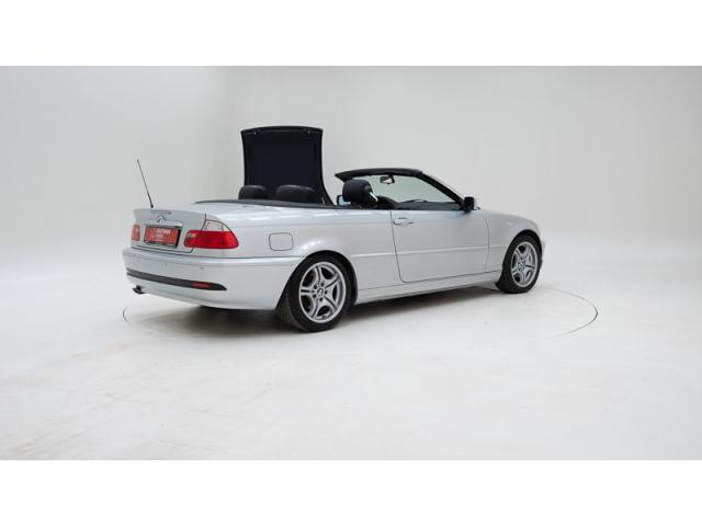 Photo BMW 320iA '2004 CH96920 image 2/6