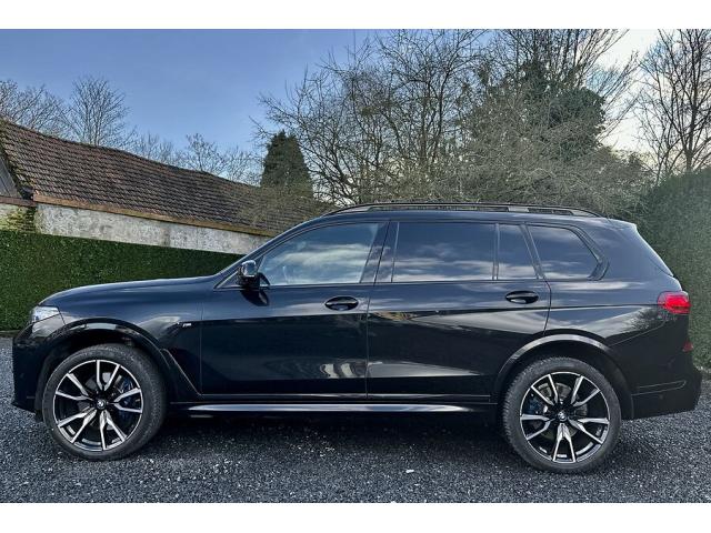Photo BMW X7 3.0 dAS xDrive30 M-Pack - 07 2020 image 2/6