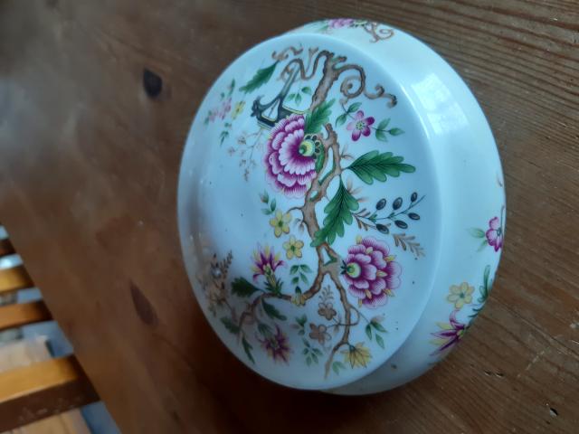 Photo BOITE À BIJOUX PORCELAINE image 2/3