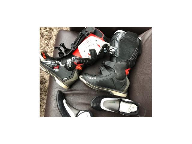 Photo Bottes BMW GS PRO  P 45/47 avec chaussons jamais portes image 2/3