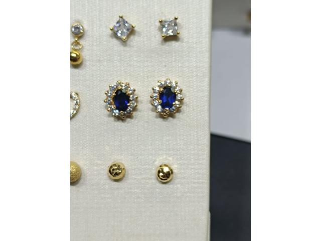 Photo Boucles d'oreilles 18 Carats image 2/4