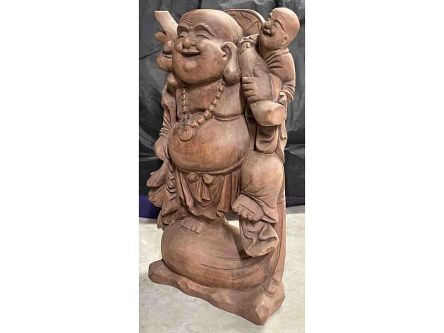 Photo Bouddha rieur avec enfant en bois de suar - H: 61 cm image 2/4