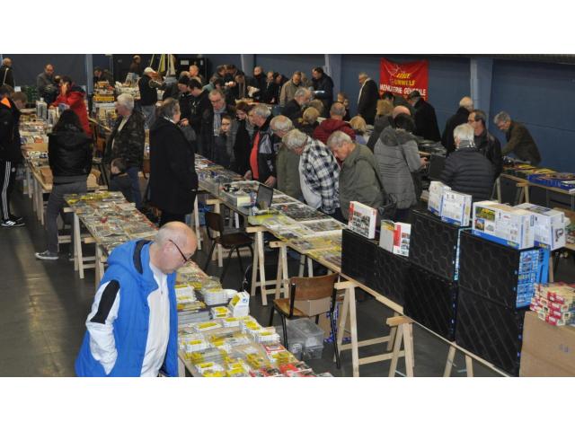 Photo Bourse Trains, autos, camions, avions - Fleurus 13 Avril 2025 image 2/6