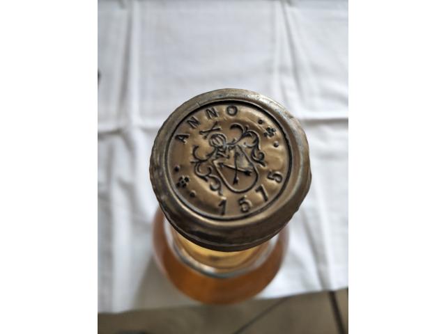Photo Bouteille alcool blanc image 2/2