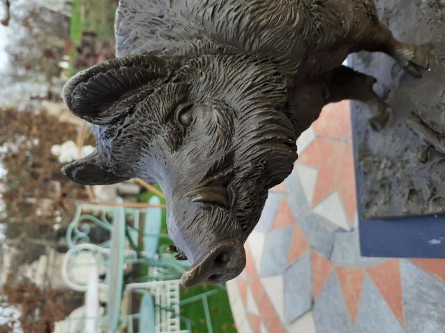 Photo BRONZE ANIMALIER SIGNE SUR SOCLE MARBRE(sanglier) image 2/6