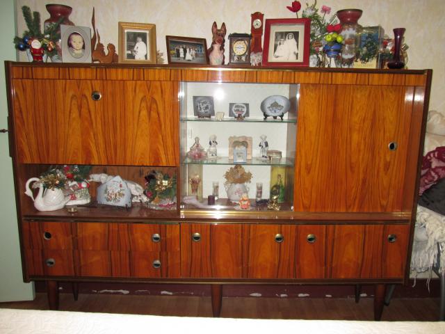 Photo BUFFET BAR VITRINE BAR COMMODE image 2/2