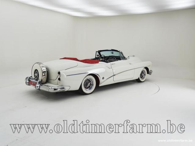 Photo Buick Roadmaster 2-door Skylark Convertible '53 CH9097 image 2/6
