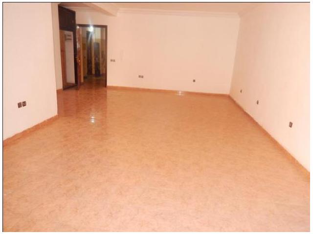 Photo Bureau de 75 m 3 pieces a Gueliz image 2/2