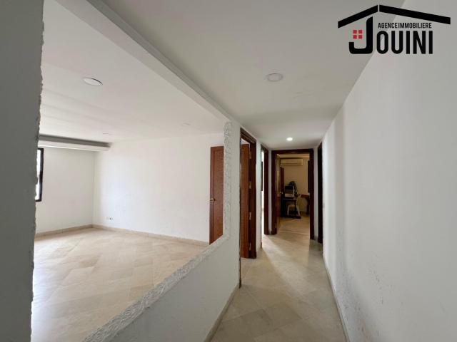 Photo Bureau H+3 A Beb Saadoun Centre Tunis image 2/6