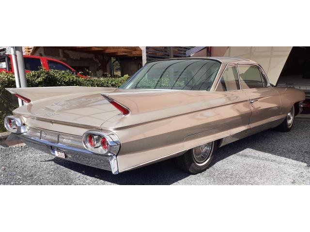 Photo Cadillac 1961 image 2/6