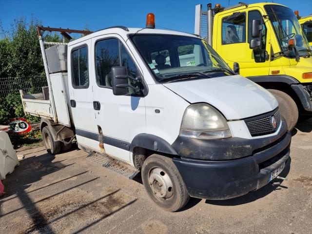 Photo Camion benne renault MASCOTT 120Dxi de 2005 image 2/5