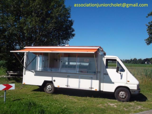 Photo Camion pizza Renault Master image 2/3
