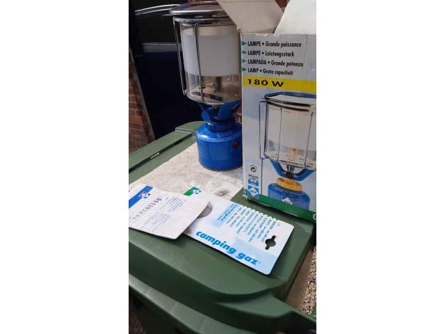 Photo Campin Gaz 180 W + accessoires 20h autnonomie image 2/3