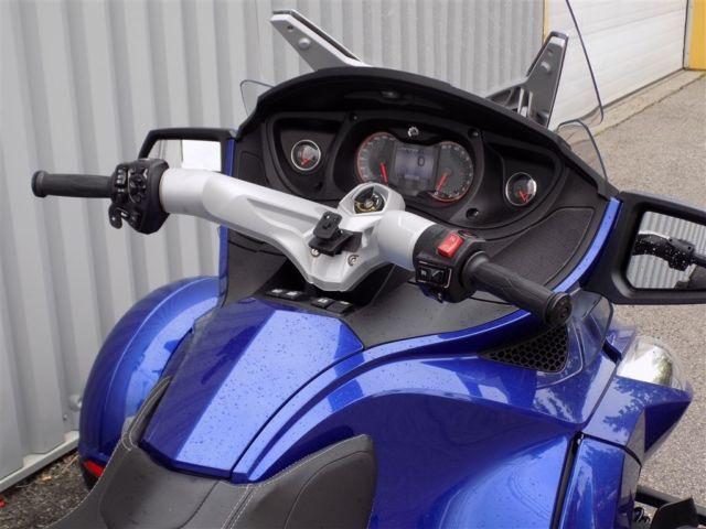 Photo Can am spyder rt 2012 image 2/3