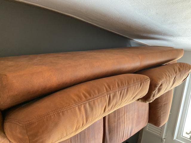 Photo Canapé deux place couleur cognac image 2/5