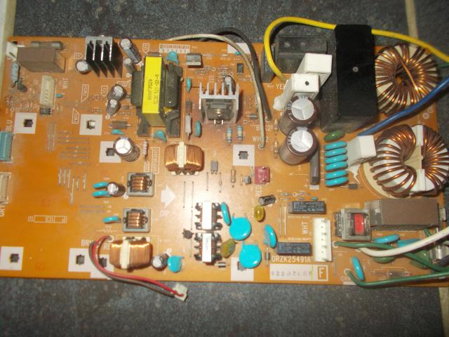 Photo carte électronique nf hitachi faire un prix image 2/3