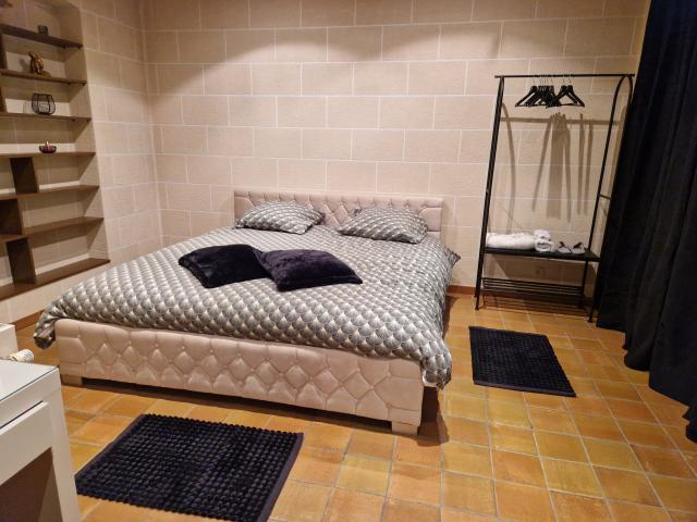 Photo Chambres, salle de bain et cuisine le tout meublés avec services de Chambres image 2/6