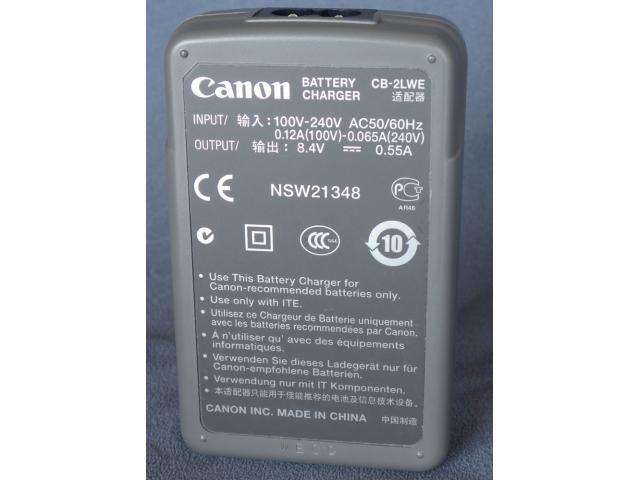 Photo Chargeur CANON CB-2LWE avec 2 batteries E160814 image 2/3