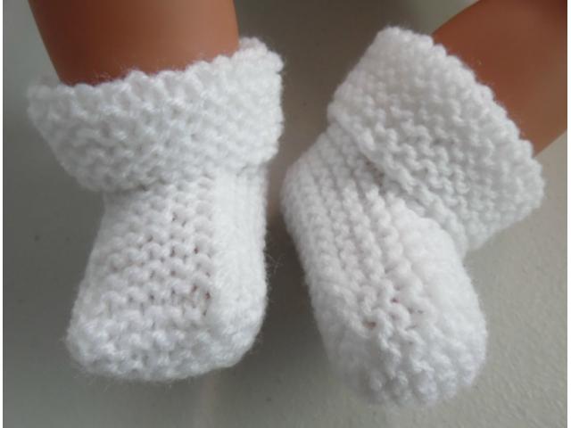 Photo Chaussons blancs revers tricot laine bébé faitmain image 2/5